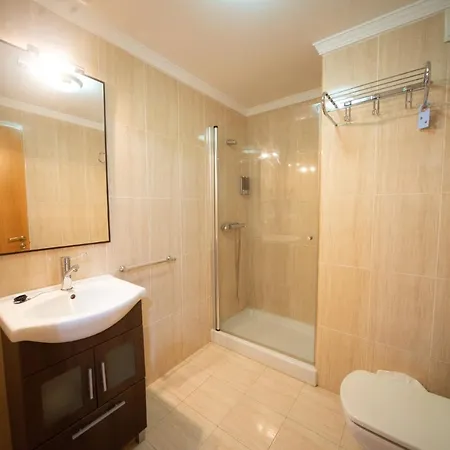 Cabalo Furado 3* Tui