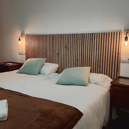 Guest house Cabalo Furado 3*