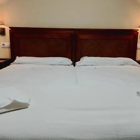 Cabalo Furado Πανσιόν 3*